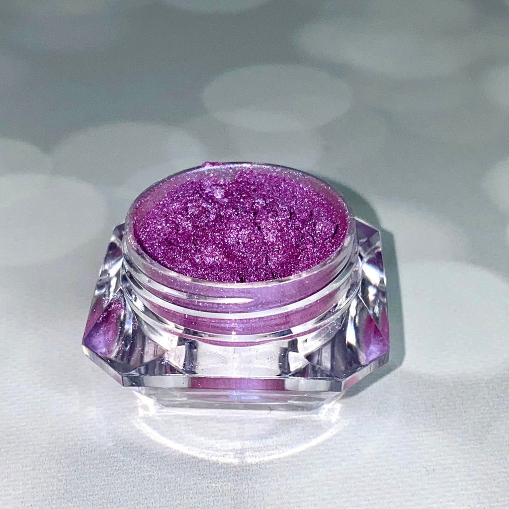 Extraterrestrial Lavish Pigment Eyeshadow - urbinfinds