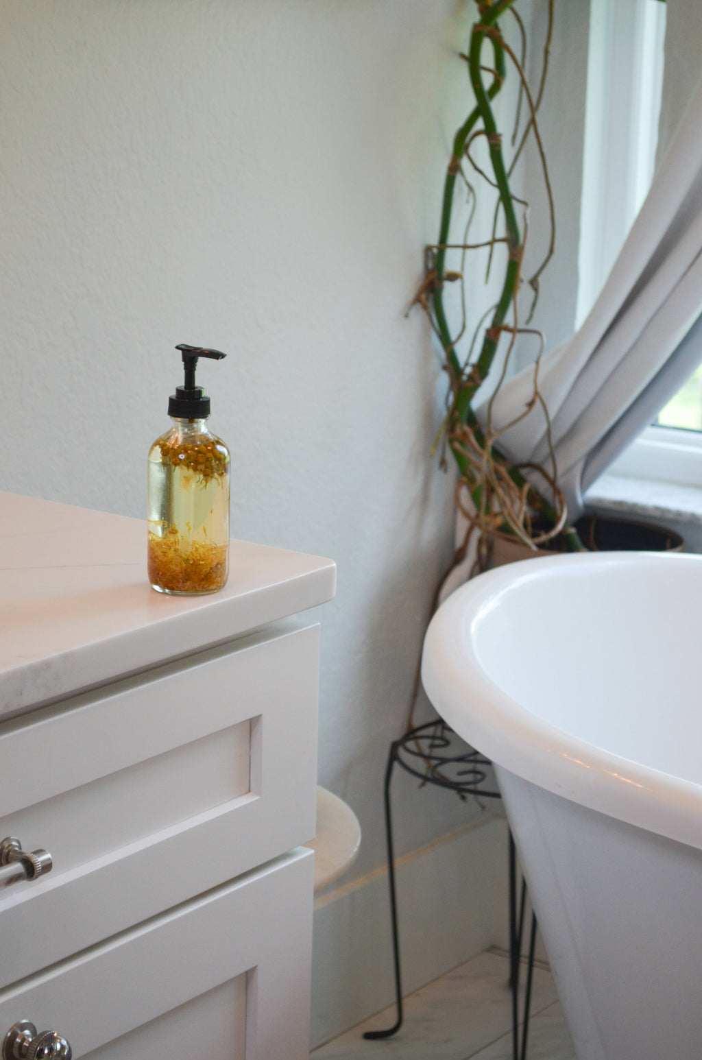 Bare Flower Fragrance-Free Body Oil for Sensitive Skin